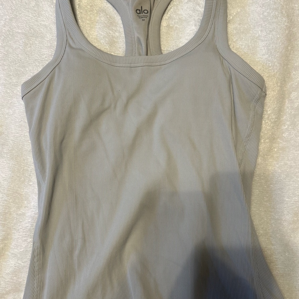 ALO Yoga Gray Fitted Sleeveless Tank Top